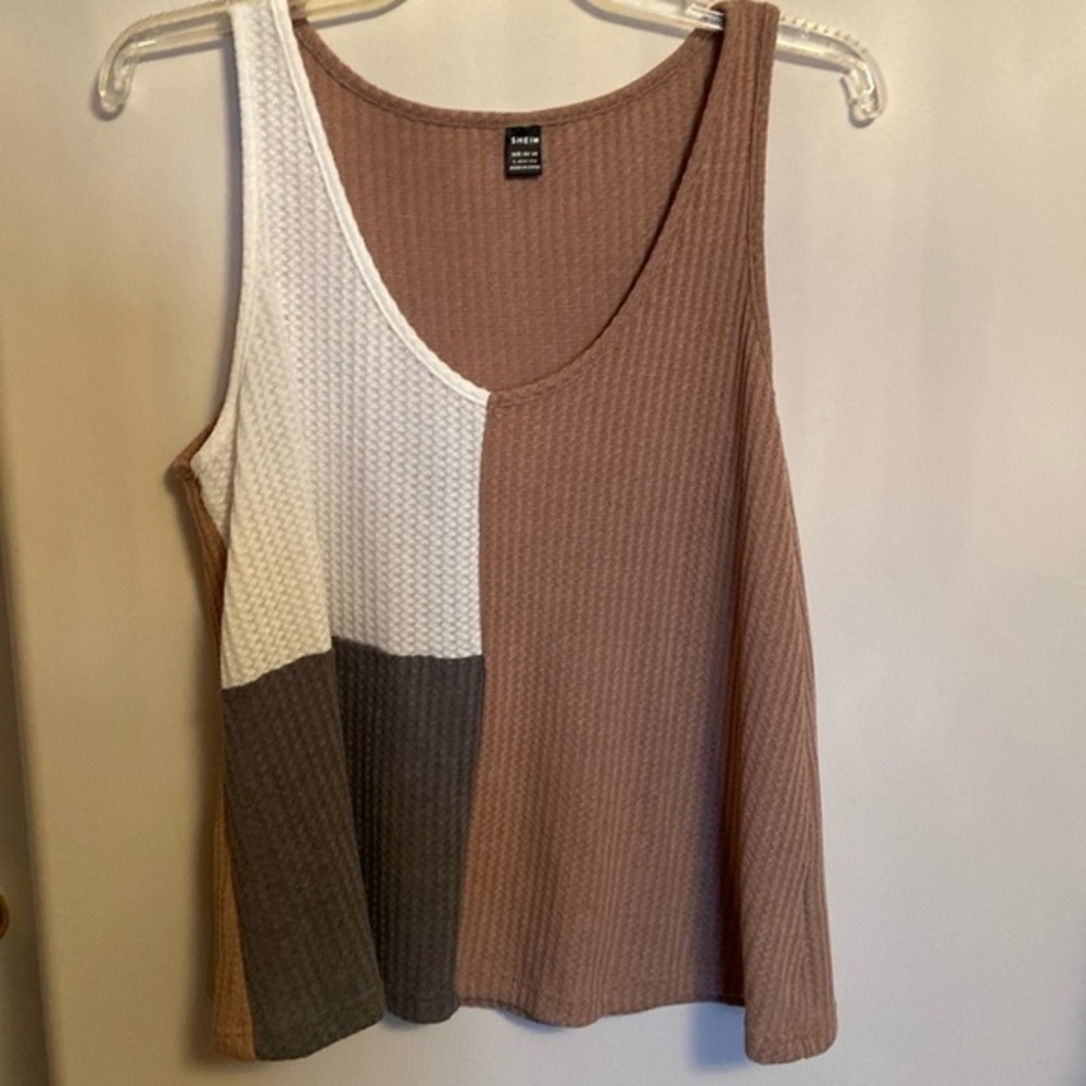 ⭐️SHEIN tank